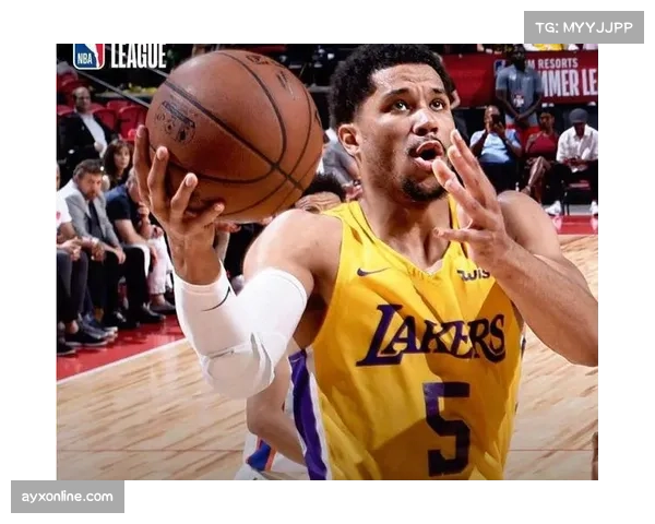 红星教练奥布拉多维奇战术变革 欧篮联六连胜战术执行力